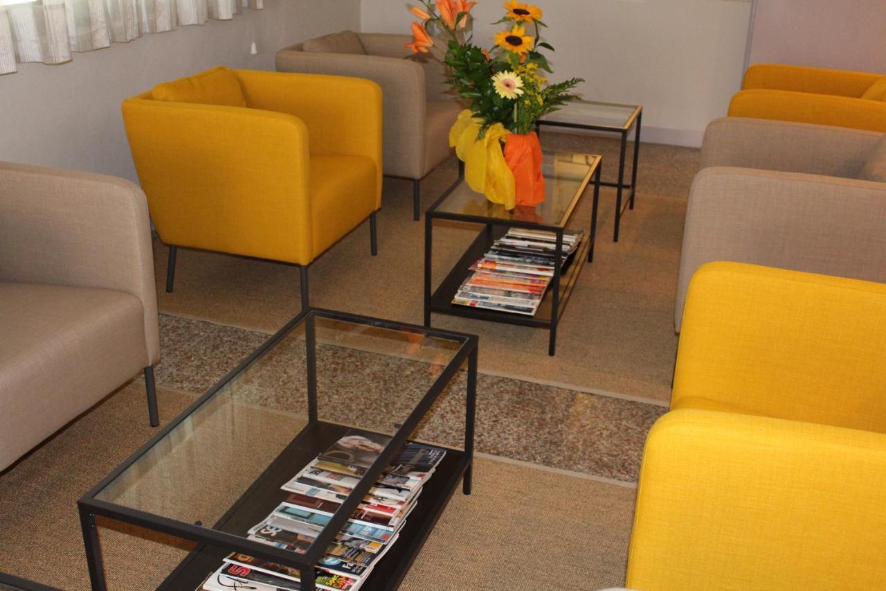 Hotel Apis Rimini Esterno foto