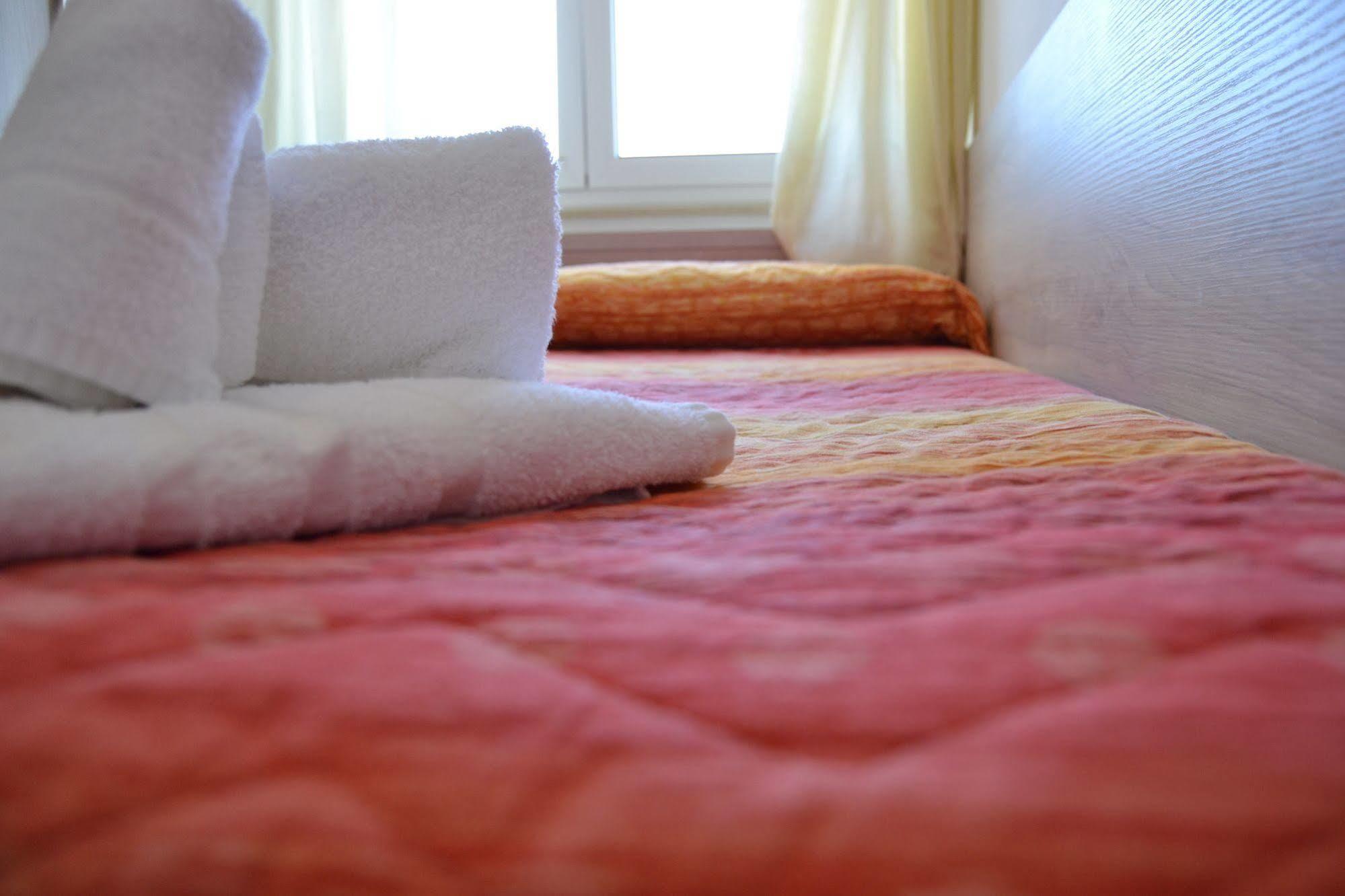 Hotel Apis Rimini Esterno foto