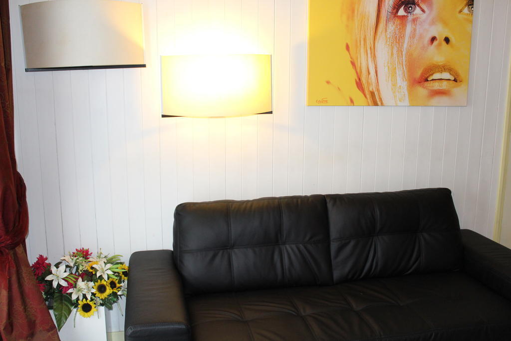 Hotel Apis Rimini Esterno foto